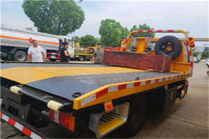 永乐店附近拖车电话号码服务